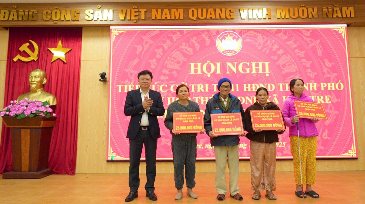 HĐND Tp. Huế tiếp xúc cử tri trước kỳ họp thứ 11