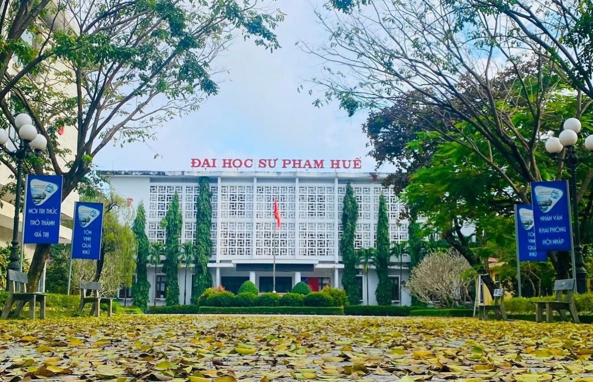 Trường Đại học Sư phạm Huế, nơi đào tạo đội ngũ giáo viên tương lai, là một điểm sáng rực rỡ của lòng nhân ái và tinh thần cộng đồng.