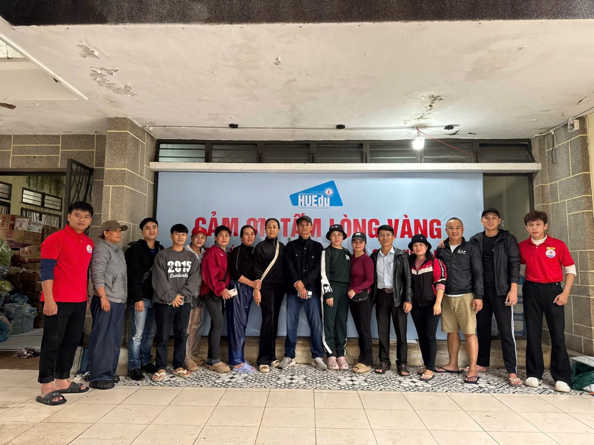 ĐHSP Huế tổ chức tri ân những tấm lòng vàng