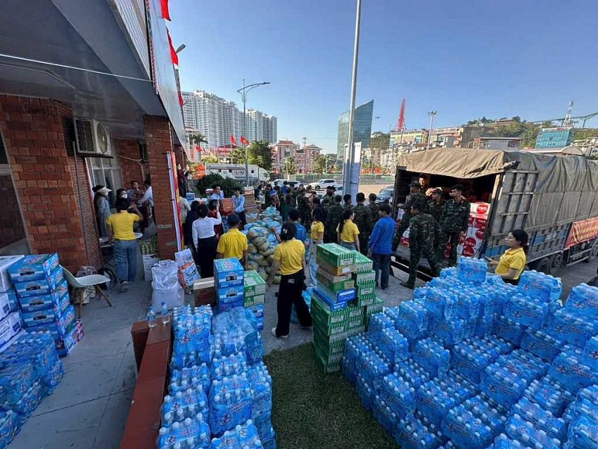 Nhân dân Quảng Ninh đang một lòng hướng về đồng bào khu vực bị ảnh hưởng bởi thiên tai 