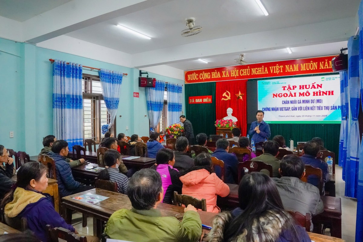 Người dân đã được truyền đạt các kiến thức cập nhật về kỹ thuật chăn nuôi gà