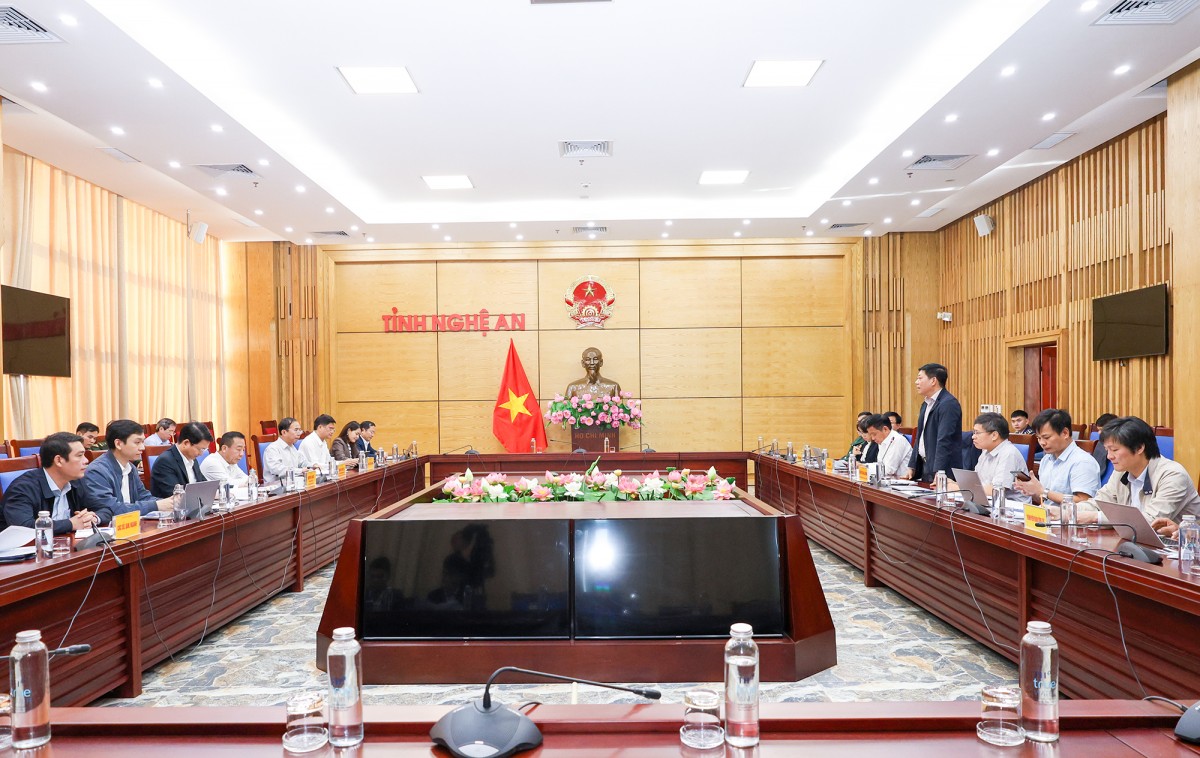 Nghệ An siết chặt công tác chống khai thác IUU, đảm bảo 100% tàu cá không vi phạm vùng biển nước ngoài