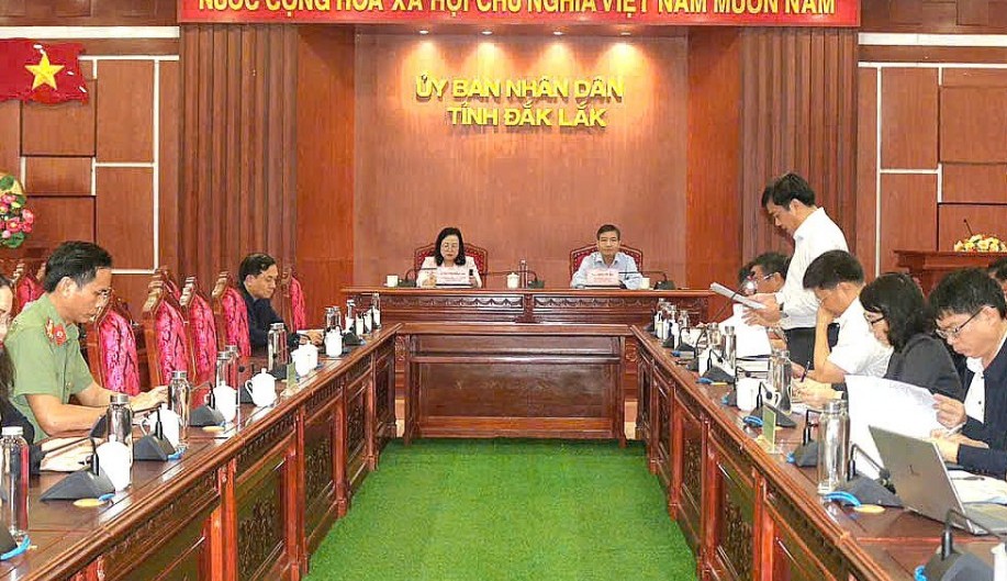 Chủ tịch UBND tỉnh Đắk Lắk chỉ đạo đảm bảo nhà ở cho người dân trước Tết Nguyên đán