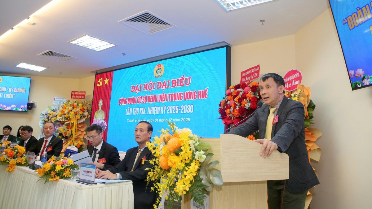 GS. TS Phạm Như Hiệp - Giám đốc BVTW Huế đã biểu dương, đánh giá cao vai trò và những đóng góp nổi bật của Công đoàn trong thời gian qua