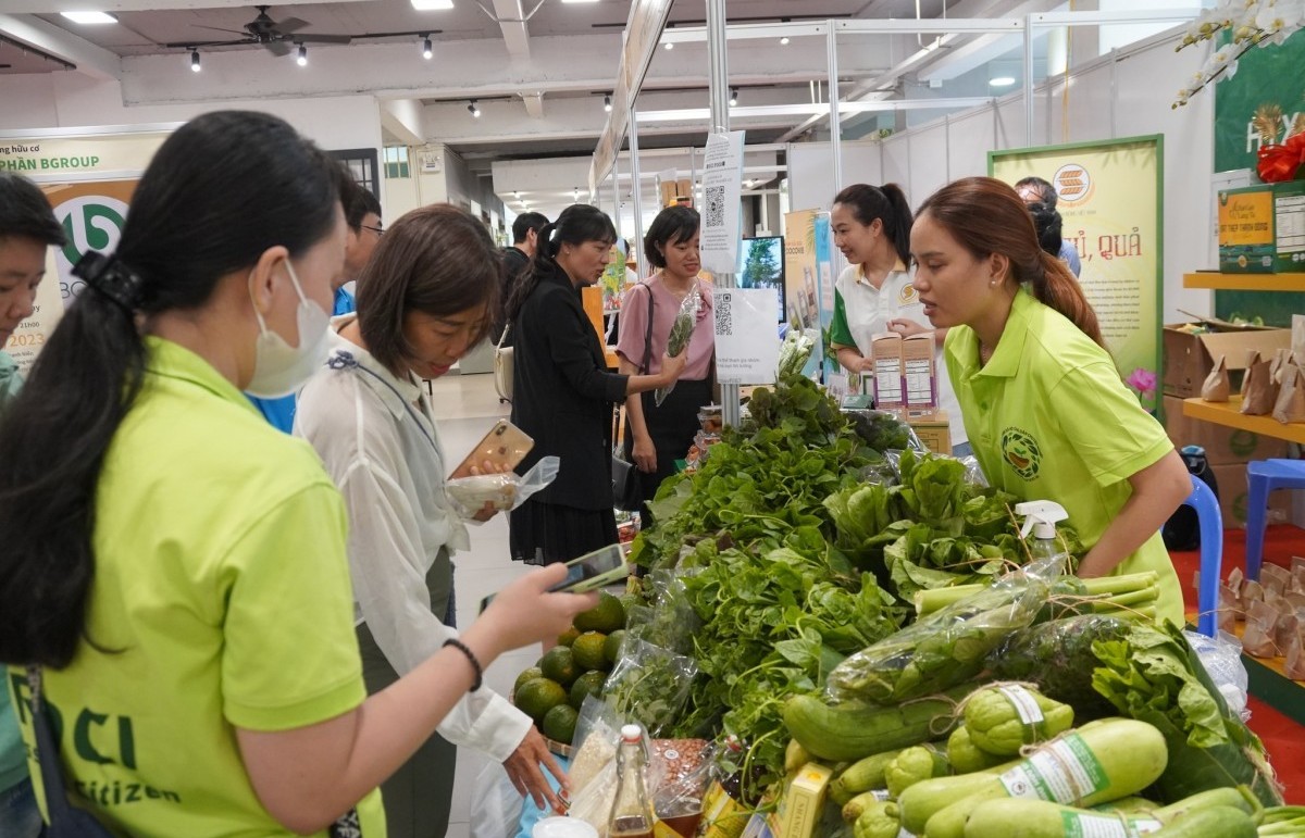 VOAA tổ chức chuỗi hoạt động kết nối, tập huấn và hội chợ hữu cơ trong tháng 12/2025