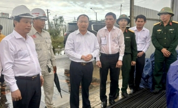 Bí thư Tỉnh ủy Gia Lai kiểm tra công tác xây dựng nhà ở cho người dân bị thiệt hại do bão lũ