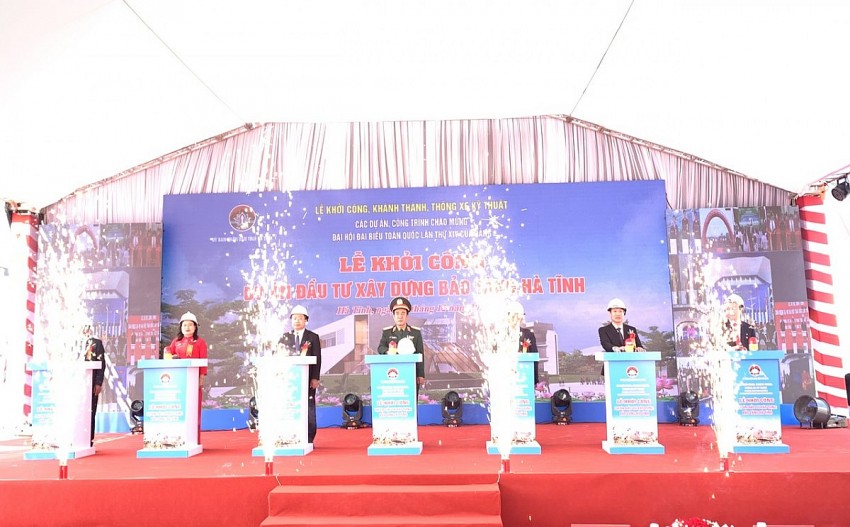 Hà Tĩnh khởi công nhiều dự án trọng điểm