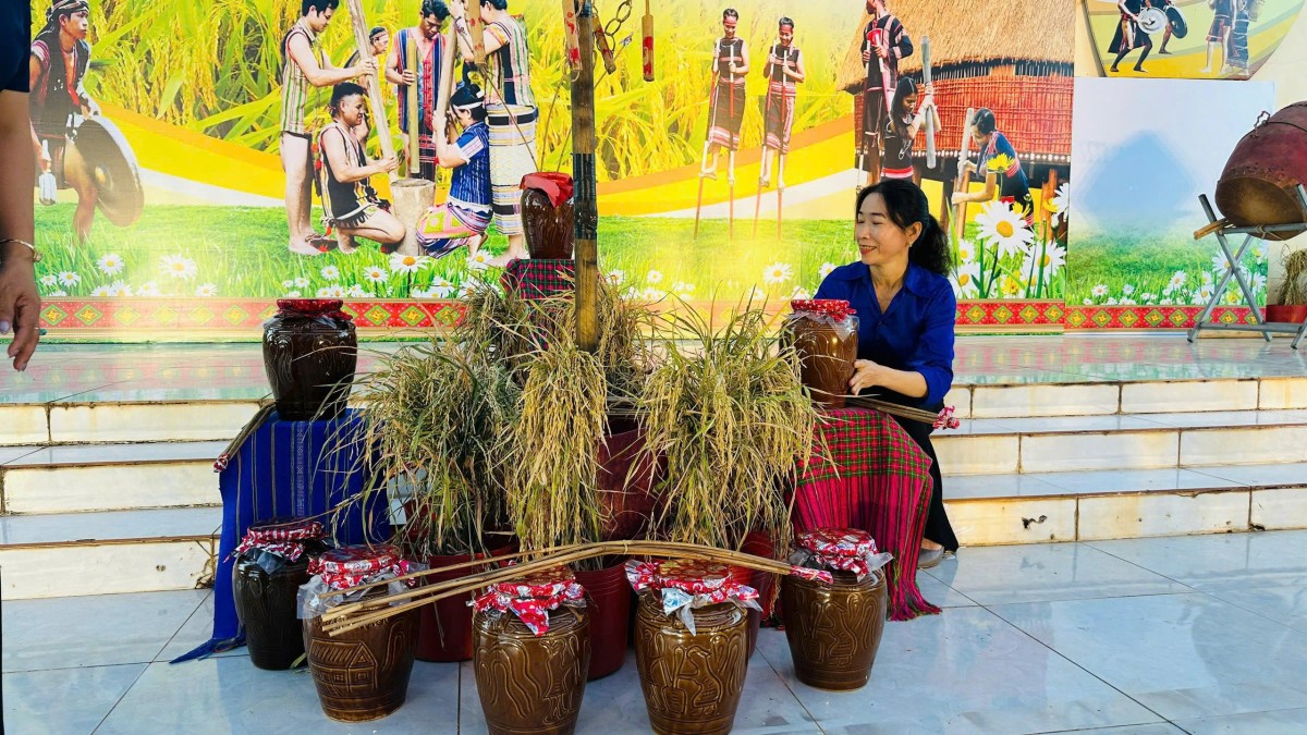 Đồng Nai: Tổ chức Lễ hội mừng lúa mới và giao lưu văn hóa cồng chiêng của người S’tiêng