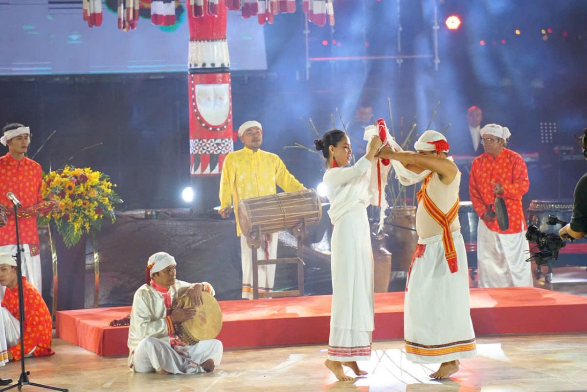 Rực rỡ sắc màu “Đêm hội Hòa âm cồng chiêng Đông Nam Á 2025”