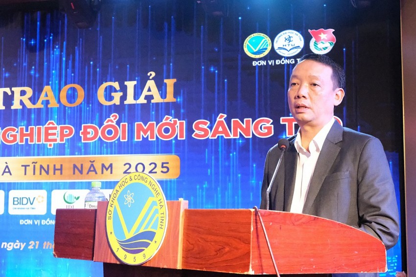 Chủ tịch UBND tỉnh Phan Thiên Định phát biểu chỉ đạo tại lễ trao giải