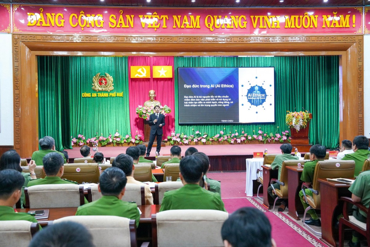 Công an Tp. Huế đang từng bước khẳng định là điểm sáng trong công cuộc chuyển đổi số của lực lượng Công an nhân dân.