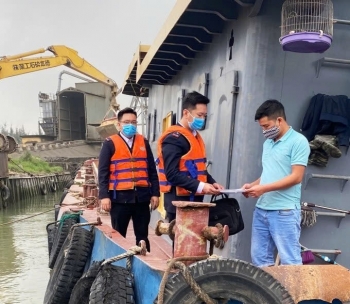 Cảng vụ ĐTNĐ khu vực I không ngừng nâng cao công tác quản lý cảng, bến thủy nội địa