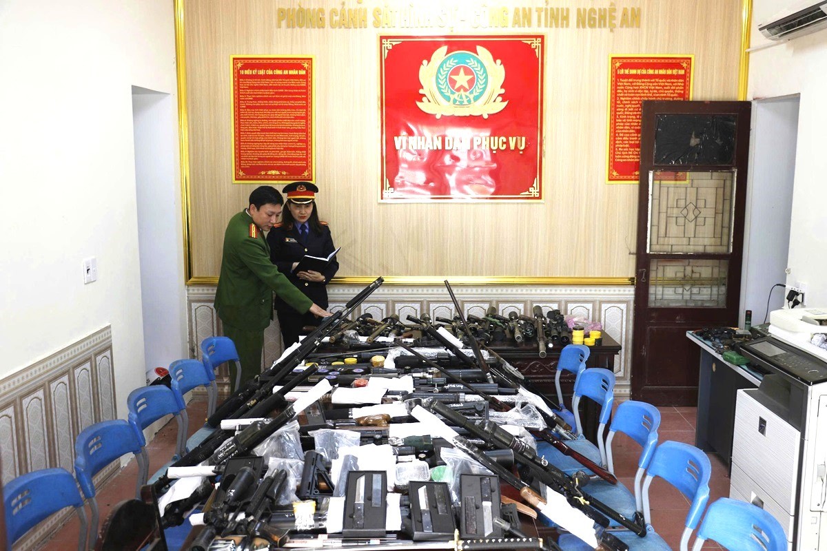 Công an Nghệ An phá chuyên án lớn nhất từ trước đến nay liên quan tới "Chế tạo, mua bán, tàng trữ vũ khí quân dụng" trái phép