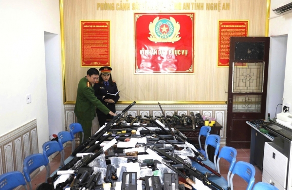 Công an Nghệ An phá chuyên án quy mô lớn  tới "chế tạo, mua bán, tàng trữ vũ khí quân dụng" trái phép