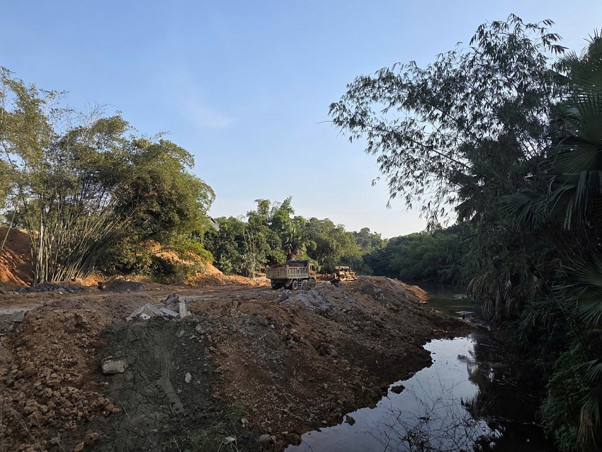 Lào Cai: Xử phạt 80 triệu đồng đối với đơn vị đổ đất lấn chiếm hồ thủy lợi đập Đầm Xanh