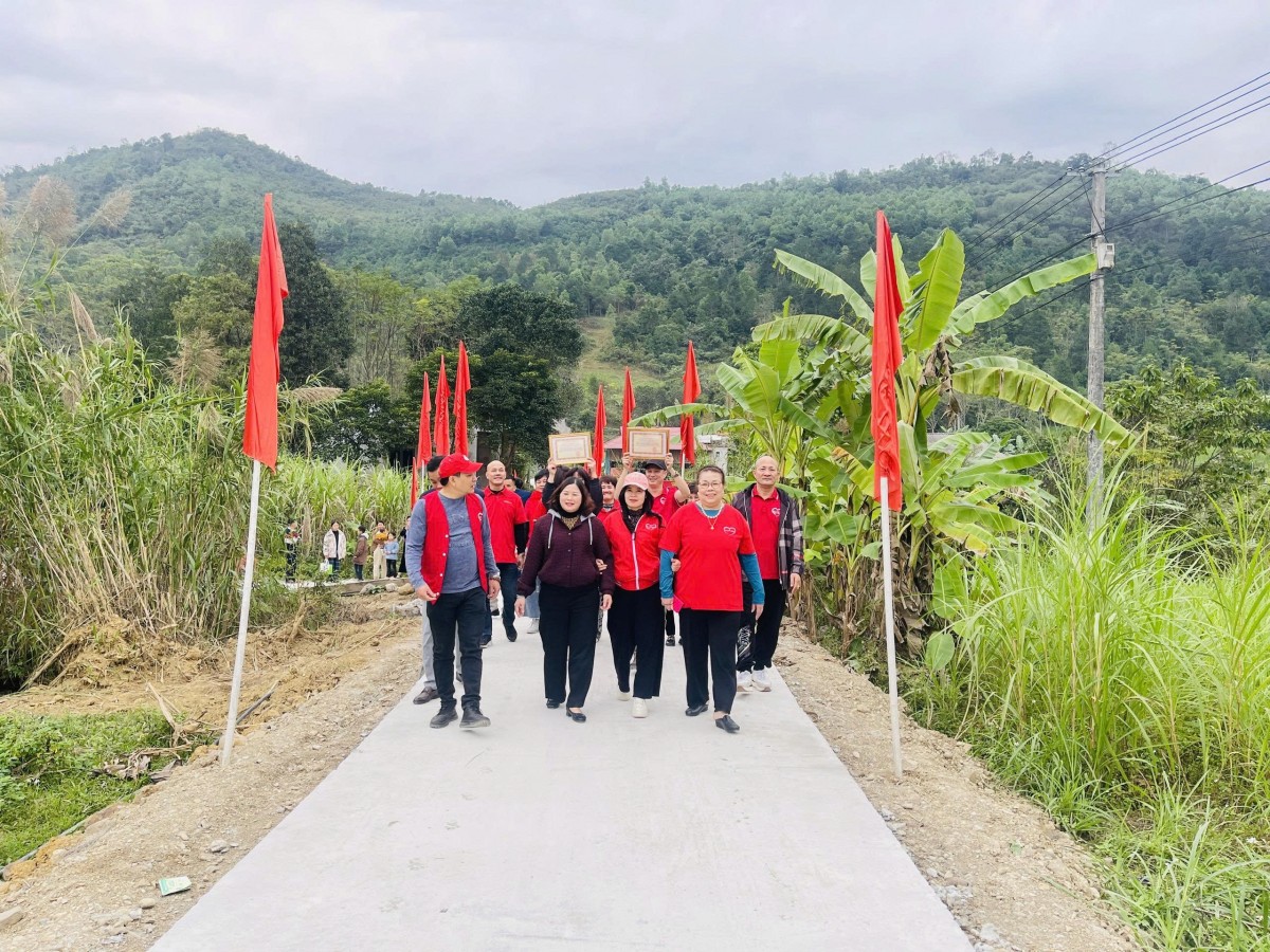 Tuyên Quang: Khánh thành công trình đường bê tông nội thôn Mịch B