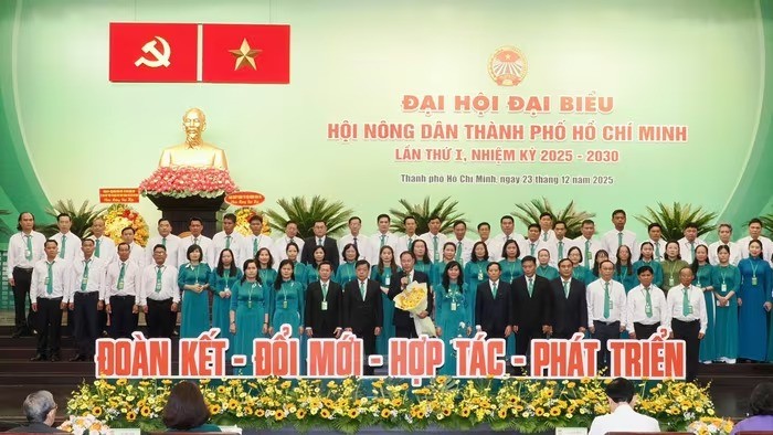 Phát triển nông nghiệp theo hướng sinh thái, hữu cơ, ứng dụng công nghệ cao