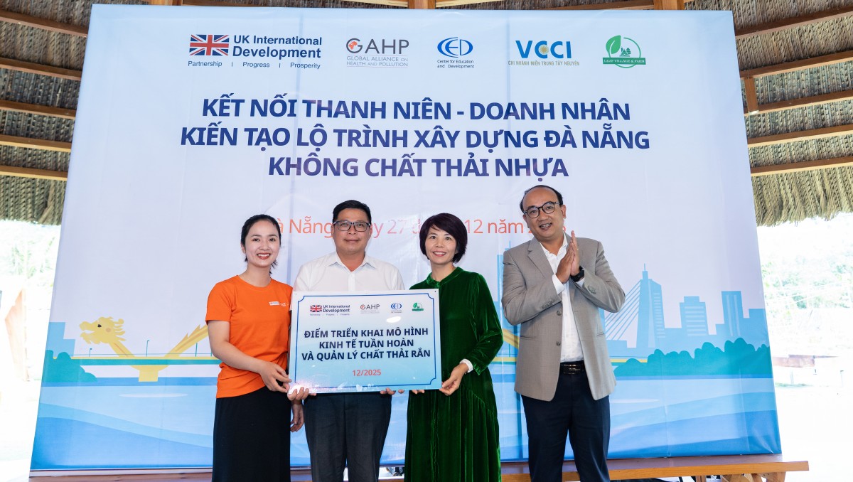 Chung tay kiến tạo lộ trình xây dựng đô thị không chất thải nhựa