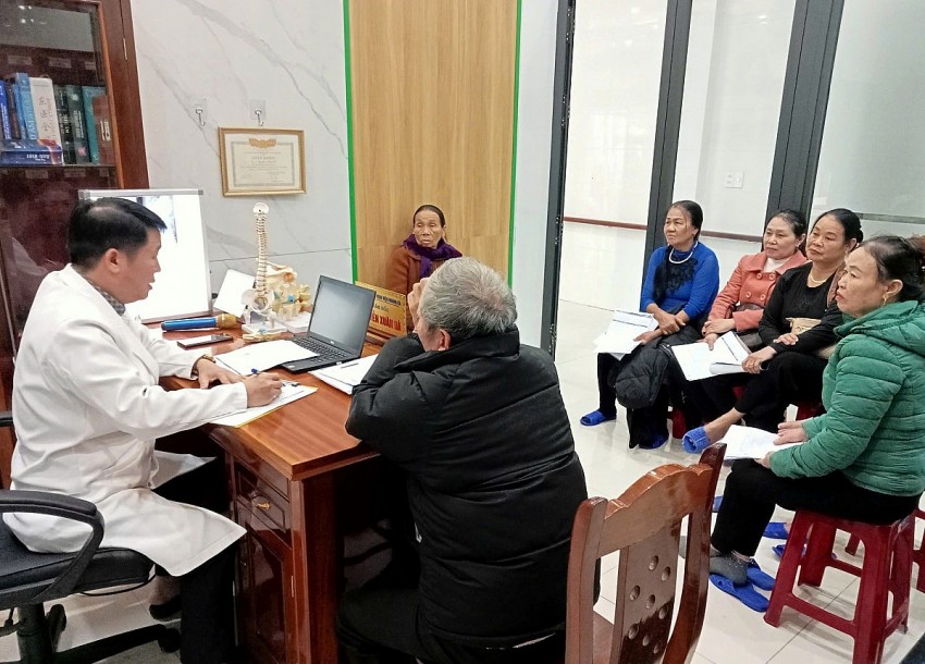 Nhiều người cao tuổi tại Quảng Trị được khám sức khoẻ miễn phí