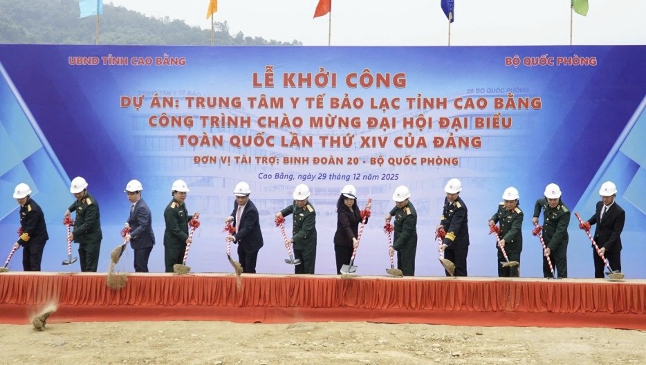 Đại tướng Phan Văn Giang dự khởi công xây dựng Trung tâm Y tế Bảo Lạc, tỉnh Cao Bằng