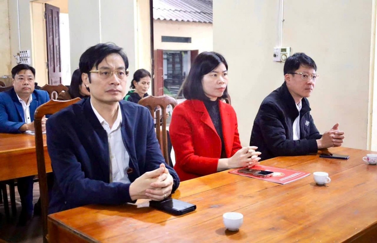 Hà Nội: Xã Quảng Oai ra mắt mô hình “Ngôi nhà xanh” từng bước phân loại rác tại nguồn