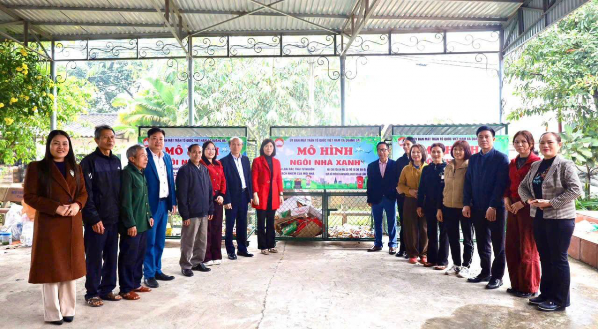 Hà Nội: Xã Quảng Oai ra mắt mô hình “Ngôi nhà xanh” từng bước phân loại rác tại nguồn