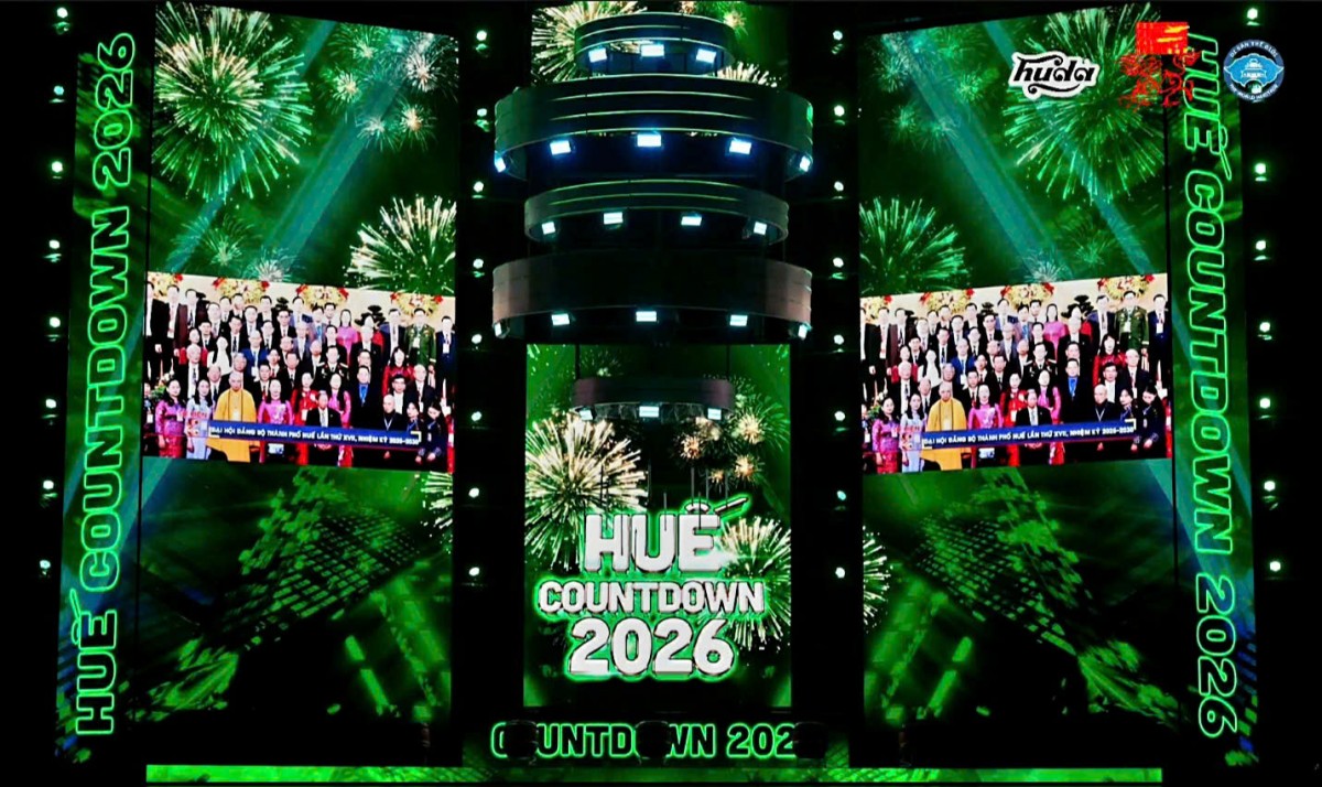 Chương trình nghệ thuật Countdown -Chào năm mới 2026 với chủ đề “Tết tưng bừng - Mừng gắn kết” tại Quảng trường Văn hóa và Thể thao thành phố Huế đêm 31/12/2025