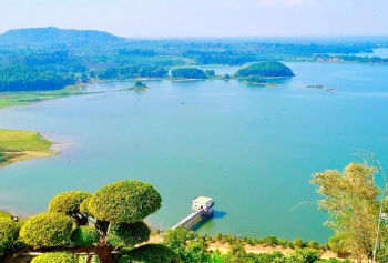 Đồng Nai quy hoạch lại lồng bè hồ Trị An: Hướng tới sinh kế bền vững và bảo vệ nguồn nước