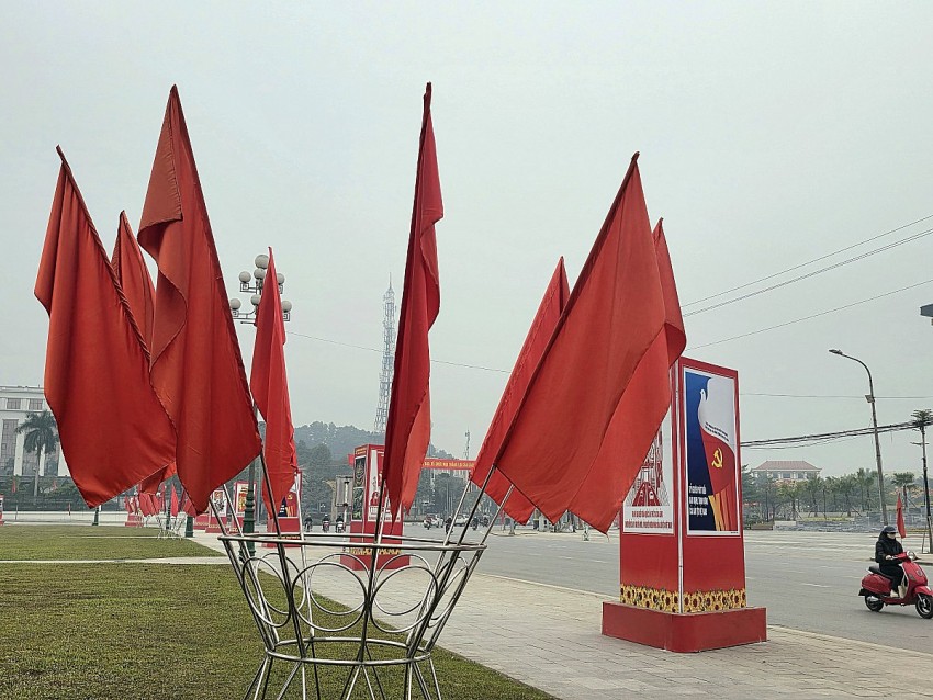 Lào Cai: Rực rỡ cờ, hoa đón chào Đại hội XIV của Đảng