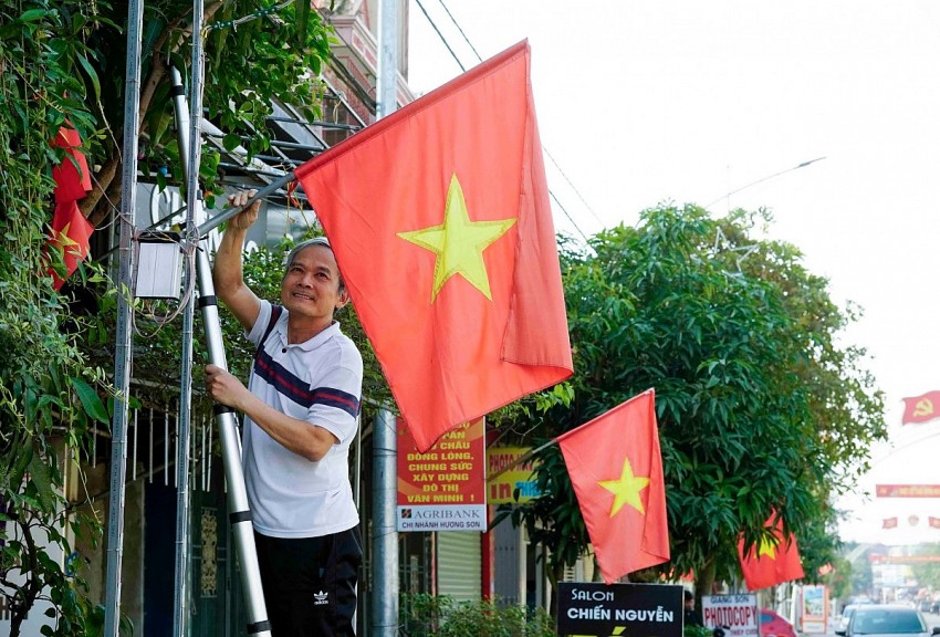 Hà Tĩnh: Rạo rực khí thế chào mừng Đại hội Đảng toàn quốc lần thứ XIV