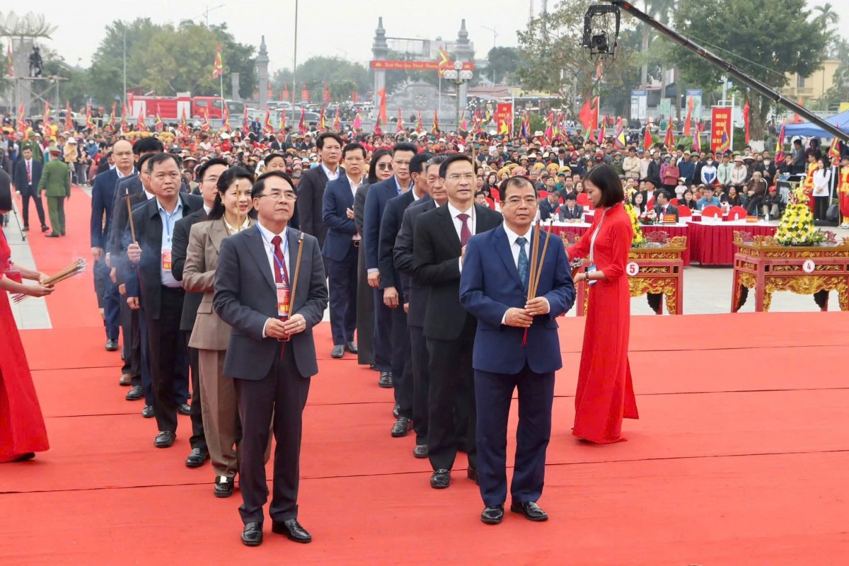 Hải Phòng kỷ niệm 440 năm Ngày mất Danh nhân văn hóa Trạng Trình Nguyễn Bỉnh Khiêm