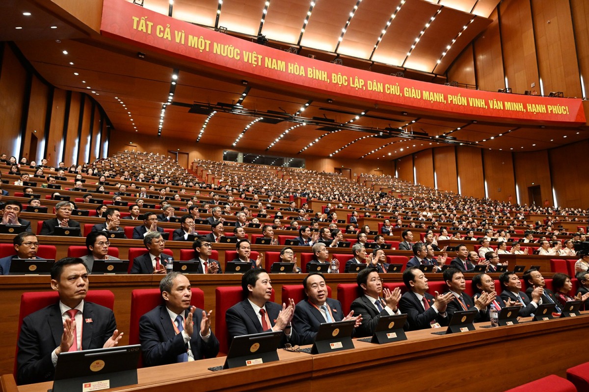 Đưa đất nước tiến mạnh, tiến vững chắc trong kỷ nguyên vươn mình của dân tộc (*)