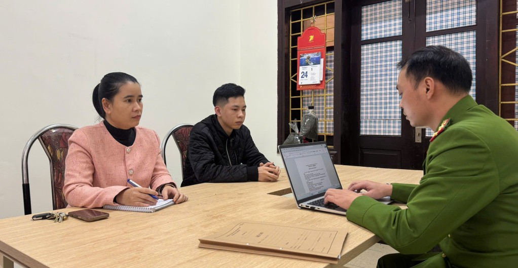 Công an tỉnh Cao Bằng vận động thành công đối tượng truy nã ra đầu thú