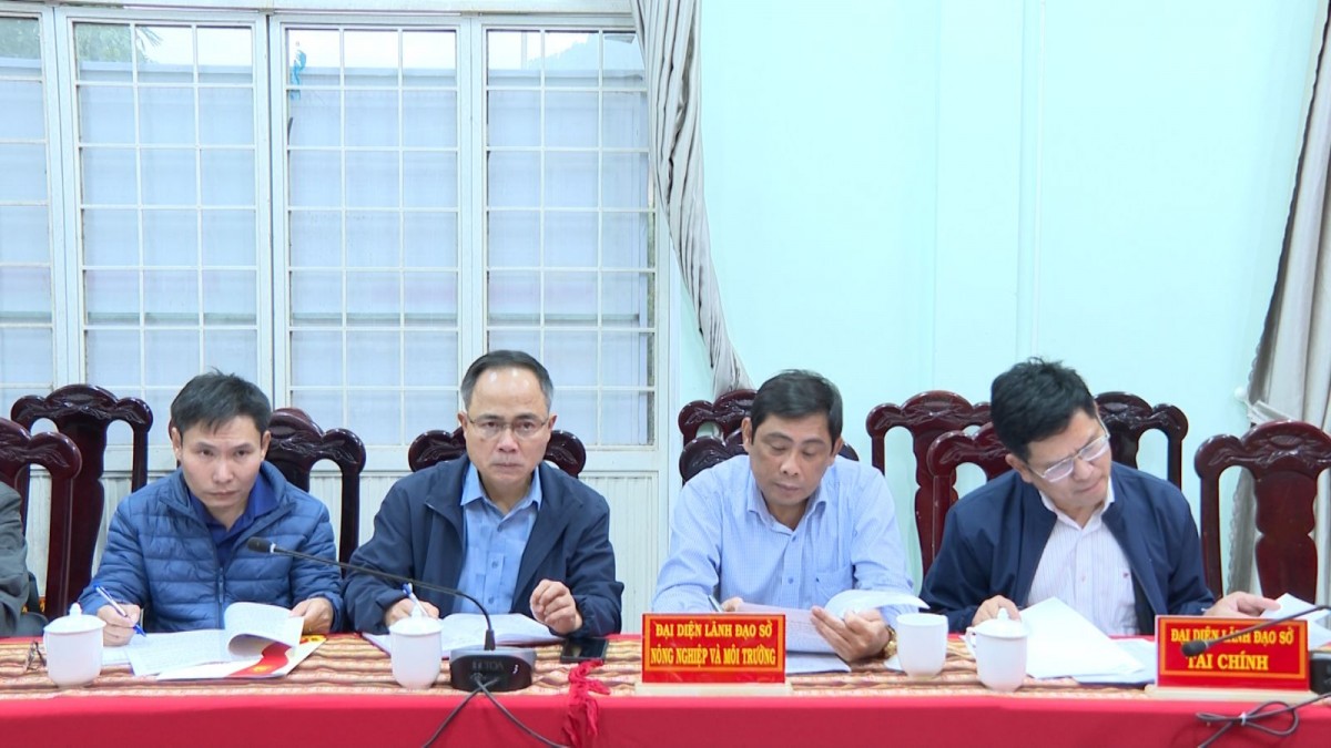 Lãnh đạo các sở, ngành .