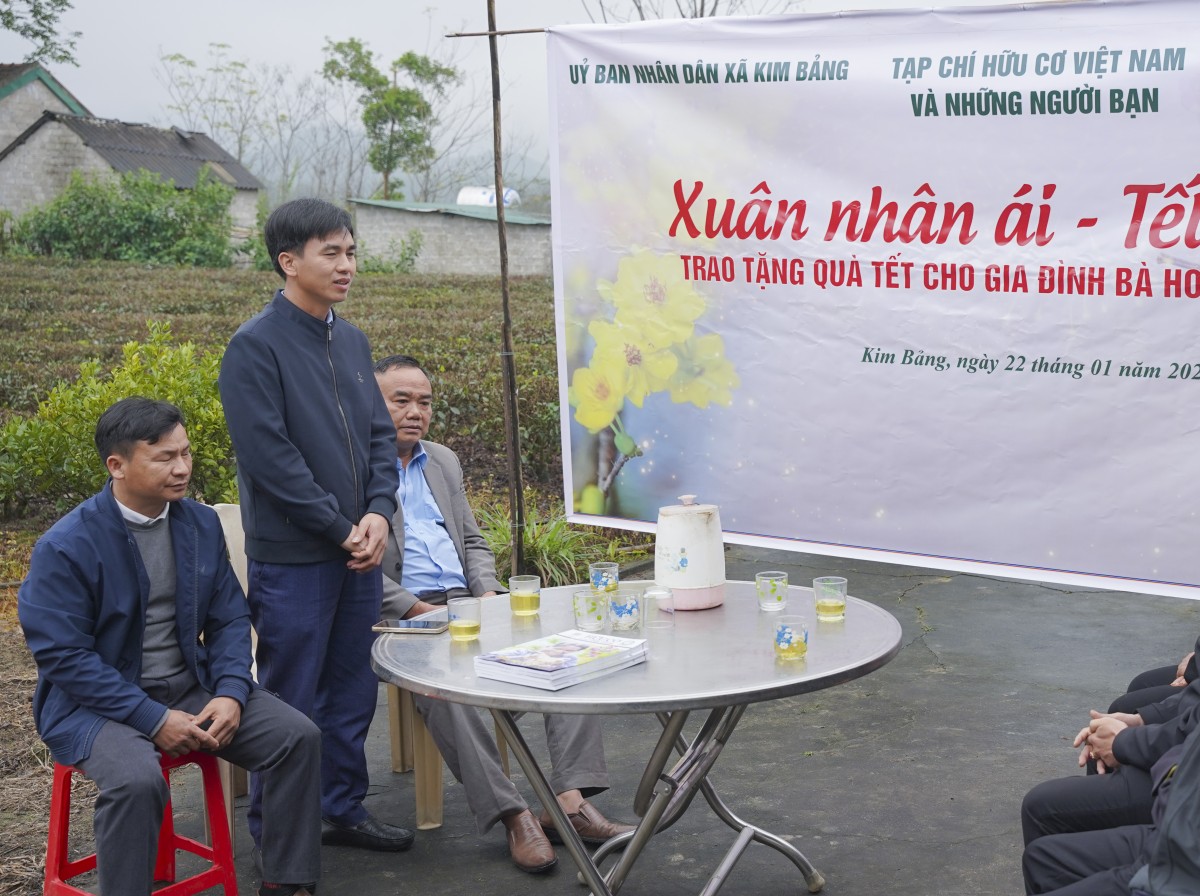 Một mùa xuân thắp lên từ những tấm lòng