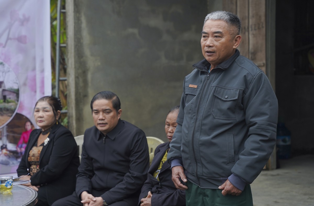 Một mùa xuân thắp lên từ những tấm lòng