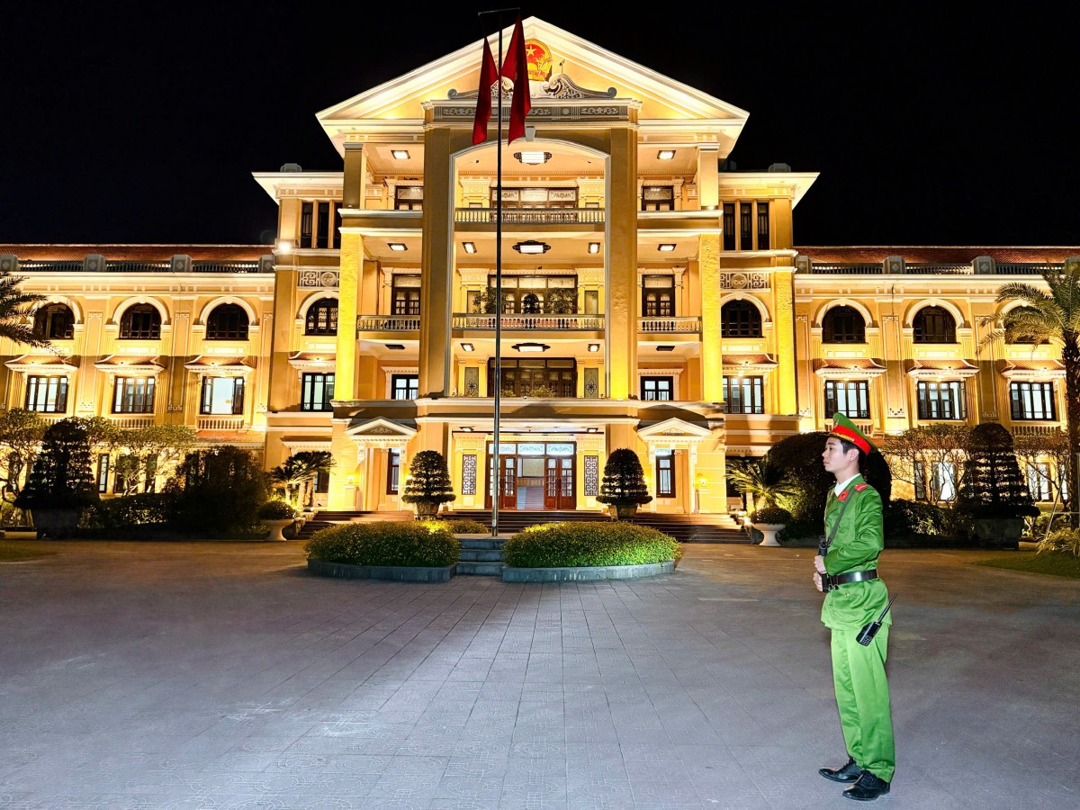 Thành công trong công tác bảo vệ Đại hội XIV của Đảng một lần nữa khẳng định bản lĩnh, trí tuệ và tinh thần trách nhiệm của lực lượng Công an thành phố Huế.