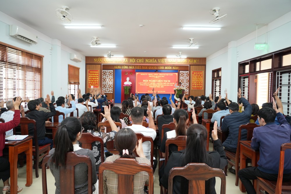 tổ chức lấy ý kiến cử tri nơi công tác