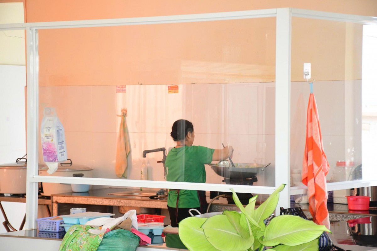 Lan tỏa tinh thần thiện nguyện tại Bếp ăn Tình thương Trung tâm Y tế khu vực Đắk Song