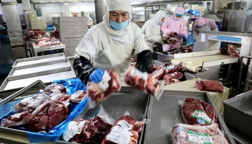 Trung Quốc nối lại nhập khẩu thịt bò Canada giữa làn sóng bảo hộ thương mại