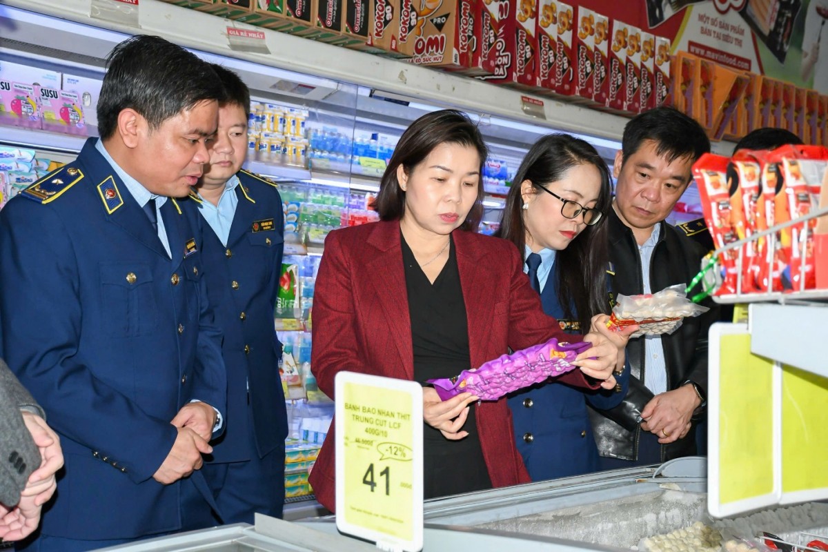 Phú Thọ: Tăng cường bình ổn thị trường, bảo đảm nguồn hàng phục vụ Nhân dân dịp Tết