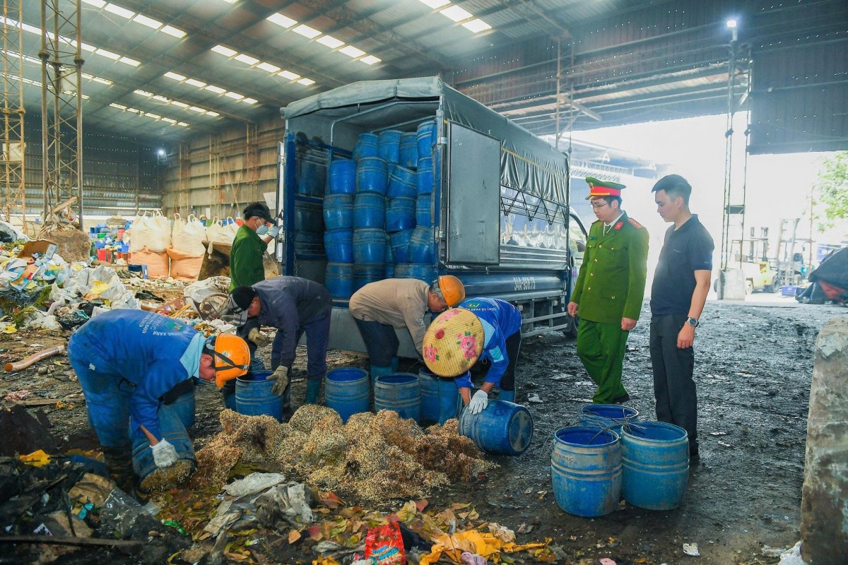 Hải Phòng: Phát hiện hơn 5 tấn giá đỗ sử dụng chất cấm để ngâm ủ