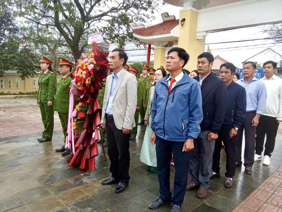 Đây là dịp để mỗi cá nhân tự soi rọi, tự rèn luyện, nâng cao bản lĩnh chính trị, phẩm chất đạo đức, tinh thần trách nhiệm trong thực thi công việc...