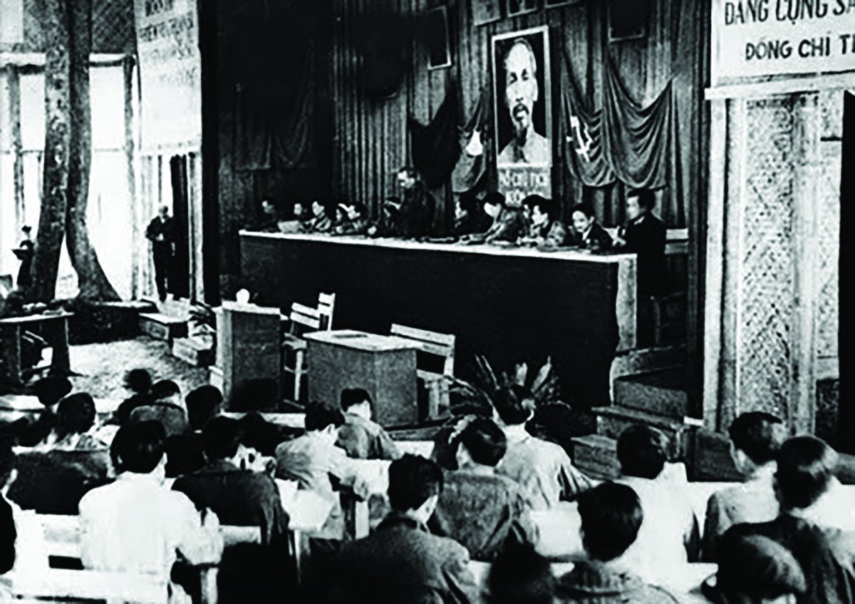 Bác Hồ với Tết Bính Ngọ (1996): Ngày hội tụ ý chí thông nhất Đất nước