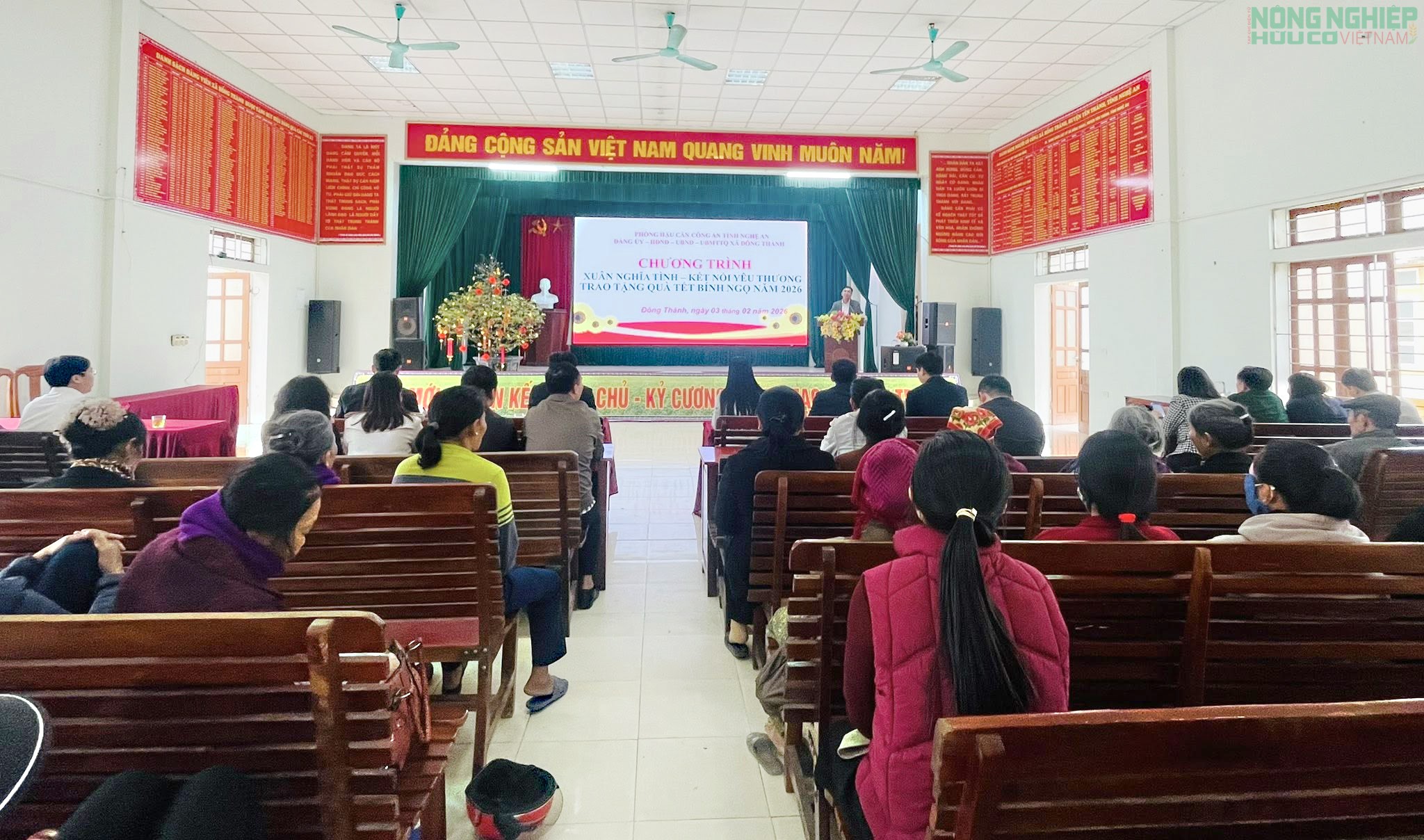 “Xuân nghĩa tình – Kết nối yêu thương” đến với hộ gia đình khó khăn xã Đông Thành, Nghệ An