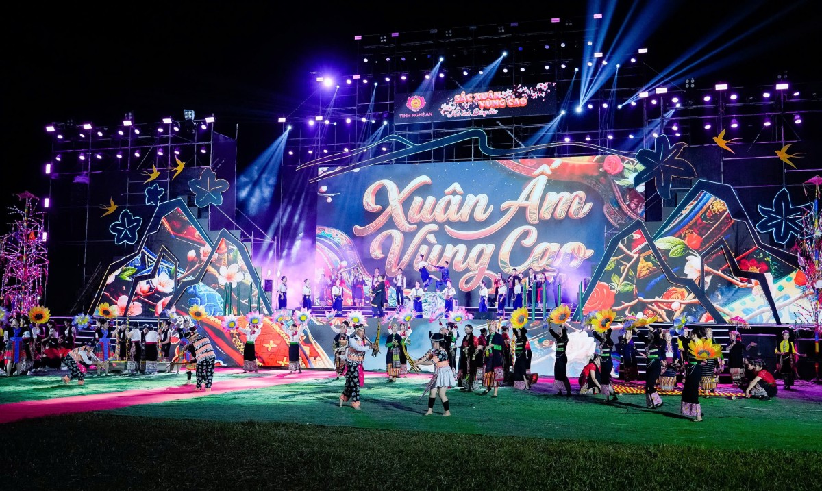 Lắng đọng chương trình “Sắc Xuân vùng cao - Ấm tình đồng bào” xứ Nghệ