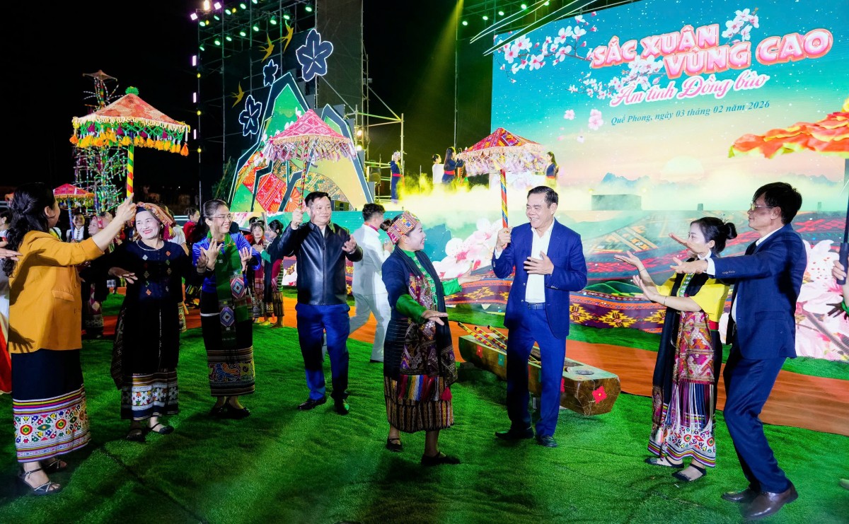 Lắng đọng chương trình “Sắc Xuân vùng cao - Ấm tình đồng bào” xứ Nghệ