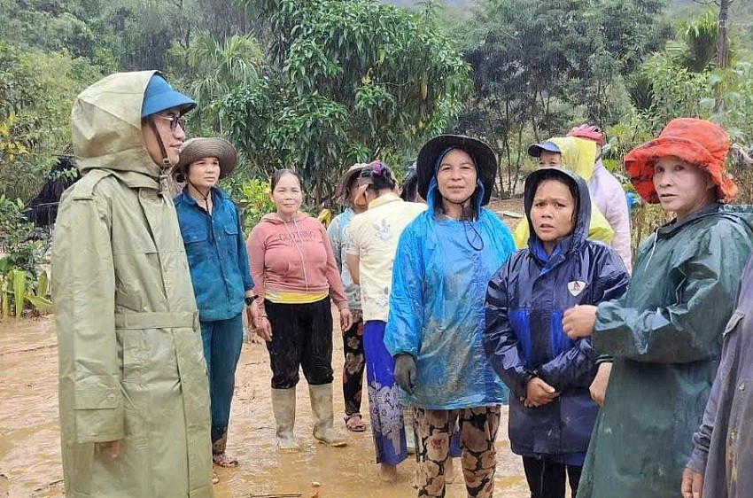 Dân vận khéo giữa đại ngàn phía Tây Đà Nẵng - Bài 2: Những bước chân “ba bám”!