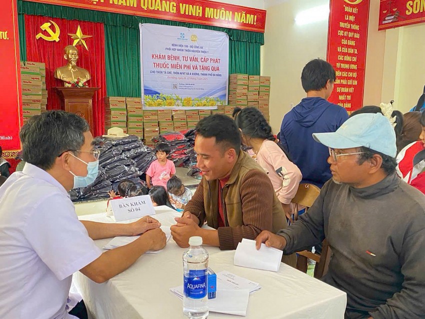 Dân vận khéo giữa đại ngàn phía Tây Đà Nẵng - Bài 2: Những bước chân “ba bám”!