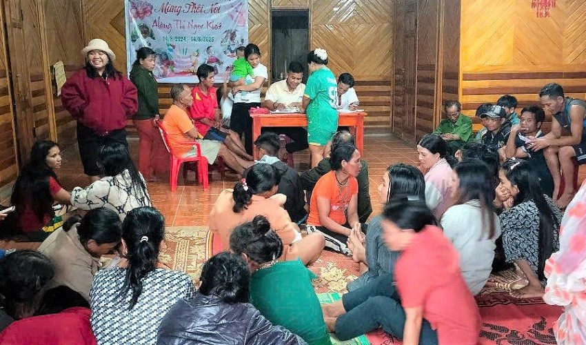 Dân vận khéo giữa đại ngàn phía Tây Đà Nẵng - Bài 2: Những bước chân “ba bám”!